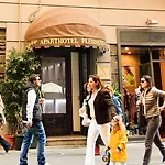 Plebiscito Apartman *